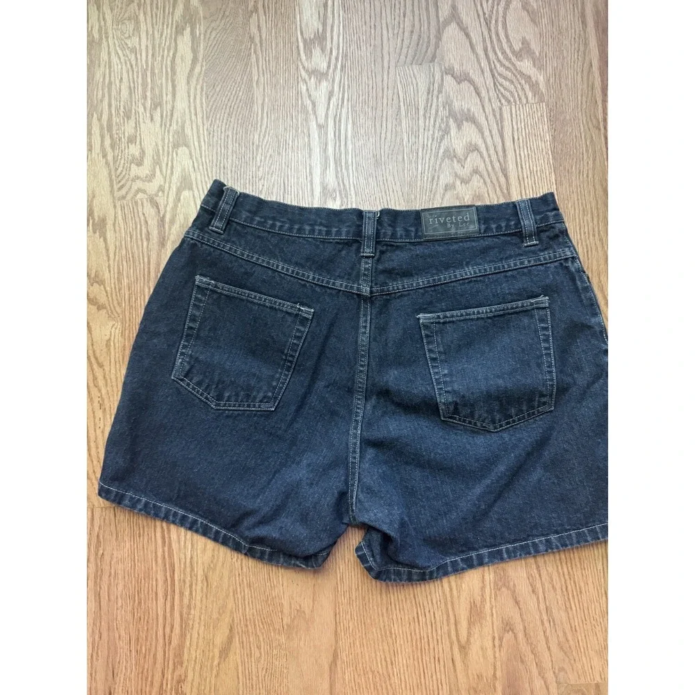 Lee Denim Jeans Shorts Women's Size 12P Petite 5 Pocket Style Belt Loops Riveted